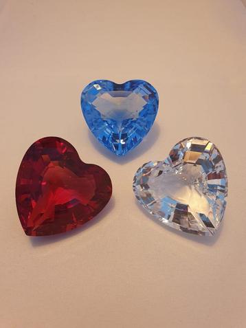 Swarovski kristal drie 3 harten beschikbaar voor biedingen