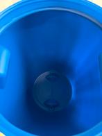 Nieuwe 60 liter (voer) tonnen/vaten, Dieren en Toebehoren, Dierenvoeding, Ophalen