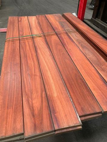 Padoek vloerdelen 25 x 150 mm beschikbaar voor biedingen