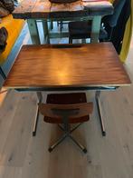 Vintage kinderbureau met stoeltje, Huis en Inrichting, Bureaus, Gebruikt, Ophalen, Bureau