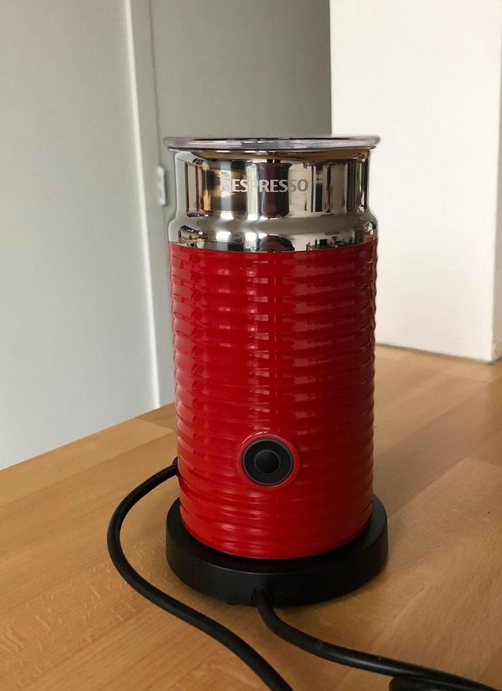 Nespresso Aeroccino 3 melkopschuimer, Witgoed en Apparatuur, Melkopschuimers, Zo goed als nieuw, Ophalen of Verzenden