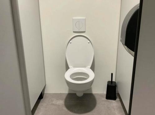 Geberit Toilet set compleet €85, Doe-het-zelf en Verbouw, Sanitair, Zo goed als nieuw, Toilet, Ophalen