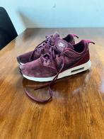 Leuke Nike air Max tavas sneakers Bordeaux rood, Kleding | Heren, Schoenen, Ophalen of Verzenden, Zo goed als nieuw, Sneakers of Gympen