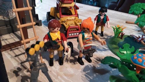 9429 Explorer basiskamp 9432 buggy en stegosaurus, Kinderen en Baby's, Speelgoed | Playmobil, Zo goed als nieuw, Complete set