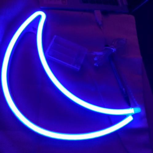 Neon LED verlichting 'Halve maan' blauw USB en Batterijen, Huis en Inrichting, Lampen | Wandlampen, Nieuw, Ophalen of Verzenden