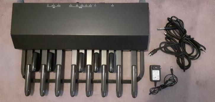 HAMMOND XPK-130G met een eigen toon-generator+adapter+kabels, Muziek en Instrumenten, Keyboards, Zo goed als nieuw, Overige aantallen