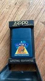 Vintage Zippo Camel 75th Birthday – Ongebruikt – Met doos, Verzamelen, Rookartikelen, Aanstekers en Luciferdoosjes, Ophalen of Verzenden