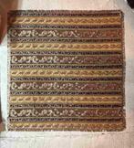 Grand Foulard 220/213, Gebruikt, Rood, Etten-Leur, De Juiste Toon