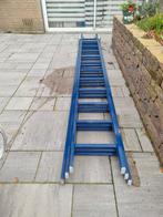 bedrijfdsladder van van der hoeff, Doe-het-zelf en Verbouw, Ladders en Trappen, Ophalen, Gebruikt, Ladder, Opvouwbaar of Inschuifbaar