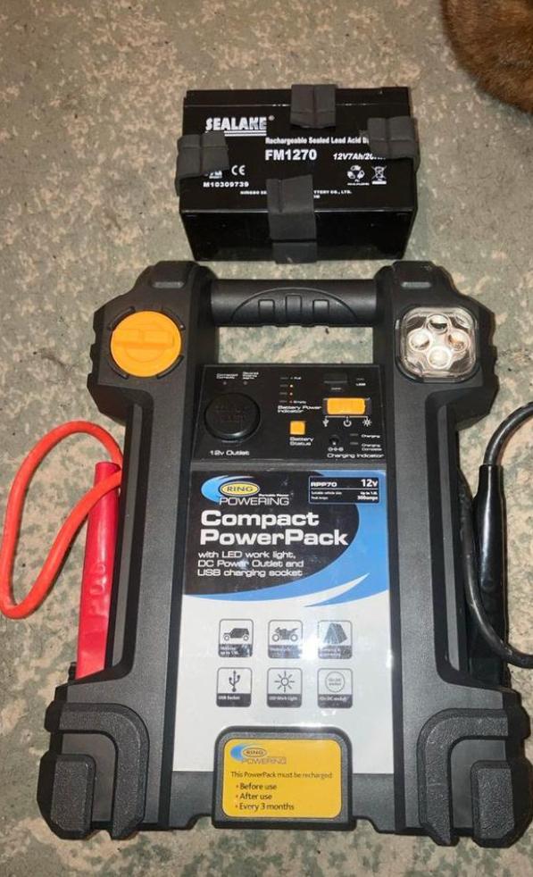 Gebruikte Starterbooster / Powerpack, Auto diversen, Jumpstarters, Gebruikt, Ophalen of Verzenden