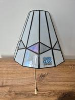 Tiffany Stijl Bedlampje - Handgemaakt, Huis en Inrichting, Lampen | Wandlampen, Ophalen of Verzenden, Zo goed als nieuw, Glas