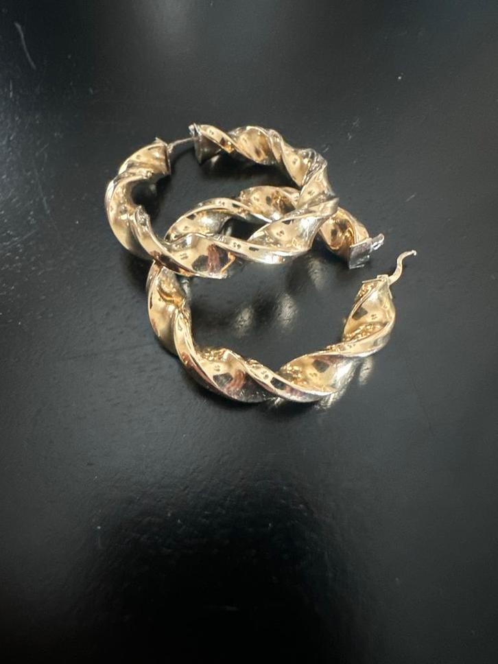 Gouden 585 Wokkel Oorbellen, Sieraden, Tassen en Uiterlijk, Oorbellen, Zo goed als nieuw, Hangers, Goud, Ophalen of Verzenden