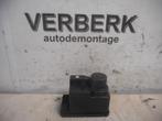 Centrale Vergrendeling Pomp C (W202) 1995, Gebruikt, Mercedes-Benz AG, Mercedes-Benz, Mercedesstraße 120, Stuttgart 70372, , Duitsland