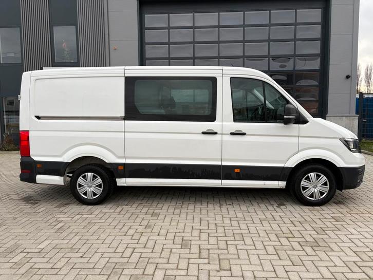 Volkswagen Crafter GB 2.0 TDI 140pk L3h3 364/3000 FWD Aut, Auto's, Bestelauto's, Airbags, Airconditioning, Apple Carplay, Bluetooth