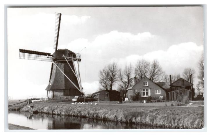 Akkerwoude, "De Grote Molen", Verzamelen, Ansichtkaarten | Nederland, Ongelopen, Friesland, 1960 tot 1980, Verzenden