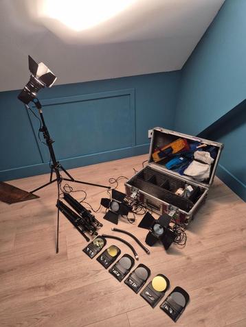Diverse studio lampen (red heads, multiblitz en kobold) beschikbaar voor biedingen