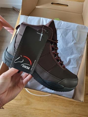Stalschoenen HKM maat 38 beschikbaar voor biedingen