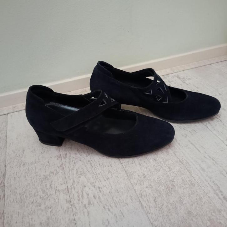 Damespumps donkerblauw maat 38, Kleding | Dames, Schoenen, Zo goed als nieuw, Pumps, Blauw, Ophalen of Verzenden