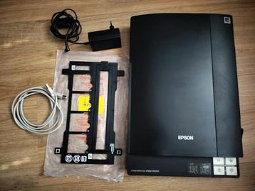 Epson V300 Foto Scanner Negatieven, Dia's  beschikbaar voor biedingen