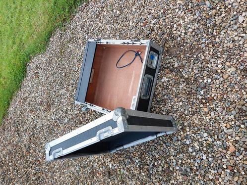Flightcase rack case 19" X 55 cm, Muziek en Instrumenten, Behuizingen en Koffers, Gebruikt, Overige instrumenten, Flightcase, Ophalen