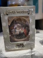 nieuwe anton pieck kerstbal slee en schaatsen op ijs, Diversen, Kerst, Ophalen of Verzenden, Nieuw