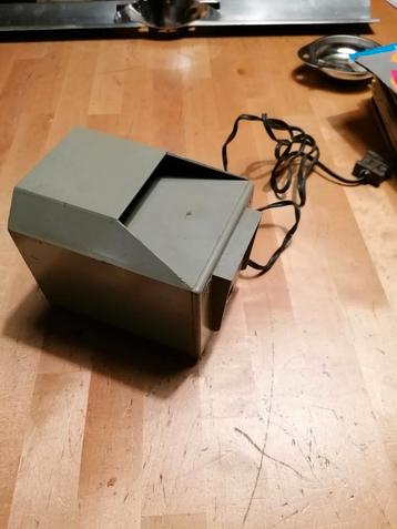 220/117 Volt Verhuistrafo 500 Watt beschikbaar voor biedingen