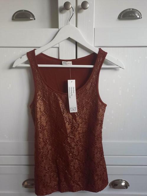NIEUW! Feestelijke Bordeaux Rode Top Maat S 36, Kleding | Dames, Tops, Zo goed als nieuw, Maat 36 (S), Overige kleuren, Zonder mouw