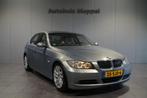 BMW 3-serie 325i High Executive | LED | Trekhaak | Sportieve, Auto's, BMW, Te koop, Zilver of Grijs, Geïmporteerd, 5 stoelen