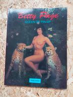 Betty Page  Queen of pin- up, Ophalen of Verzenden, Zo goed als nieuw