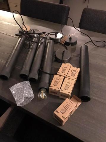 5x Hanglampen by boo nieuw met gloeilamp mooie lampen lamp beschikbaar voor biedingen