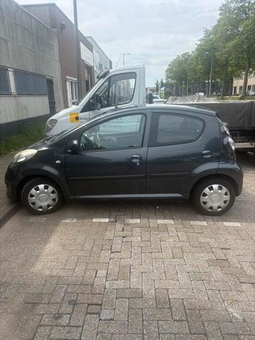Citroën C1 1.0i 68PK 5D 2011 Grijs beschikbaar voor biedingen