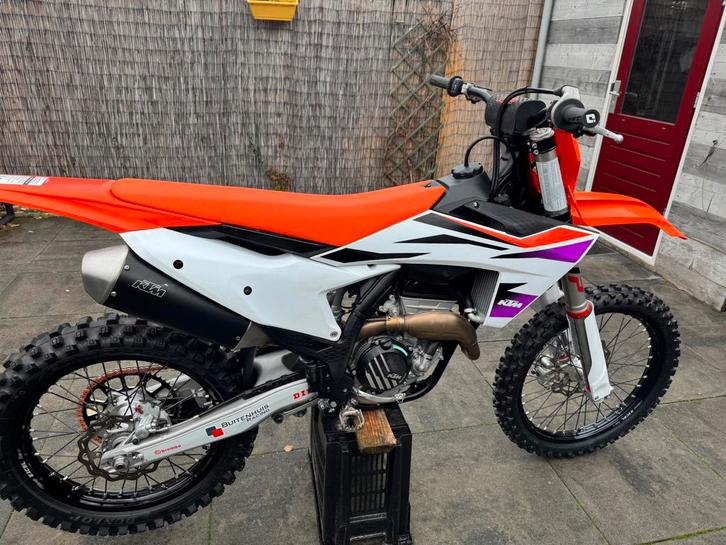 SX-F 250 2024 <>  39,6u oud, Motoren, Motoren | KTM, Particulier, Crossmotor, 12 t/m 35 kW, 1 cilinder, Quickshifter, Traction Control