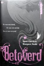 Kami Garcia & Margaret Stohl - Betoverd, Boeken, Ophalen of Verzenden, Zo goed als nieuw, Fictie