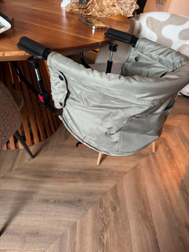 Cabino Tafelhangstoel - Handig en Compact, Kinderen en Baby's, Kinderstoelen, Zo goed als nieuw, Hangstoel, Gordel(s), Ophalen
