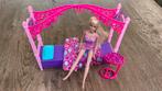 Barbie pop met bed en accessoires, Ophalen of Verzenden, Zo goed als nieuw, Barbie
