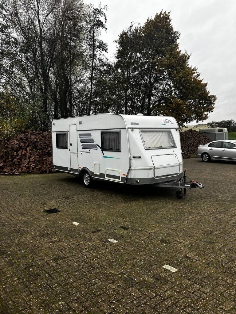 Caravan Eriba Nova, Caravans en Kamperen, Voortenten en Luifels, Zo goed als nieuw, Ophalen