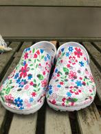 Buiten Crocs, Kinderen en Baby's, Kinderkleding | Schoenen en Sokken, Ophalen of Verzenden, Zo goed als nieuw, Jongen of Meisje