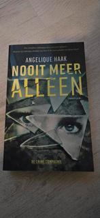 Nooit Meer Alleen - Angelique Haak, Ophalen of Verzenden, Zo goed als nieuw