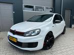 Volkswagen Golf 2.0 GTI | DSG | PANO | 19 INCH | UITLAATKLEP, 65 €/maand, Zwart, 4 cilinders, Wit