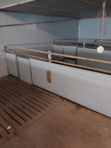 Kunststof Schotten met Schuifdeur - 356 & 430cm beschikbaar voor biedingen