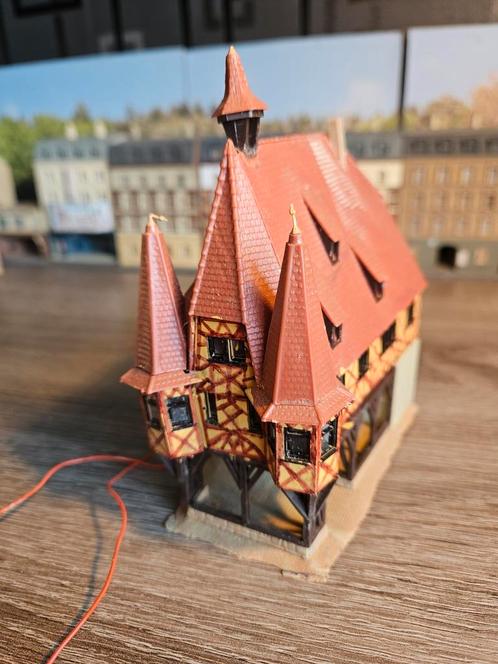Vakwerkhuis Rathaus N spoor trein 1:160, Hobby en Vrije tijd, Modeltreinen | N-Spoor, Gebruikt, Brug, Tunnel of Gebouw, Gelijkstroom of Wisselstroom