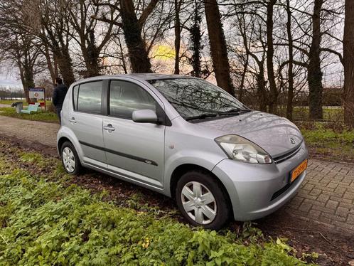 Daihatsu Sirion 1.3 2005 Grijs (Airco) 198.000km, Auto's, Daihatsu, Particulier, Sirion, Airbags, Airconditioning, Centrale vergrendeling