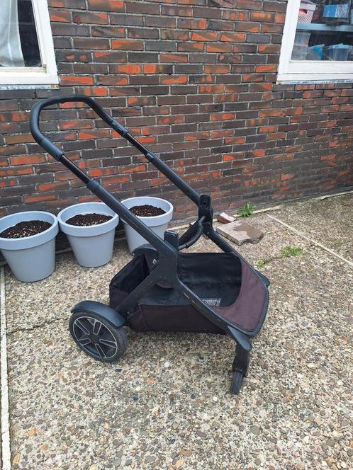 Zwarte Nuna Demi Grow kinderwagen., Kinderen en Baby's, Kinderwagens en Combinaties, Gebruikt, Overige merken, Ophalen