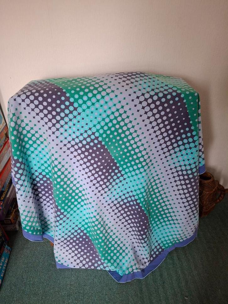 Retro Tafelkleed met Stippen, Huis en Inrichting, Stoffering | Tapijten en Kleden, Gebruikt, Rond, Wit, Groen, Overige kleuren