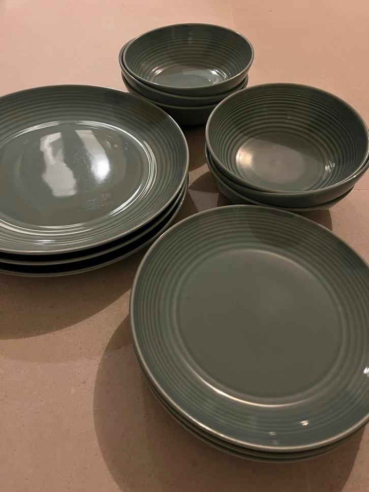 Royal Doulton Gordon Ramsay Maze Groen - Zo goed als nieuw, Huis en Inrichting, Keuken | Servies, Zo goed als nieuw, Bord(en)