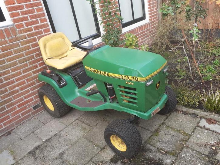 John Deere STX38 5 speed, Tuin en Terras, Zitmaaiers, Zo goed als nieuw, Ophalen