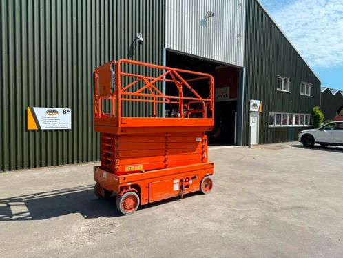 PB S 140-12 EC hoogwerker 14m (bj 2015), Zakelijke goederen, Machines en Bouw | Liften, Steigers en Ladders