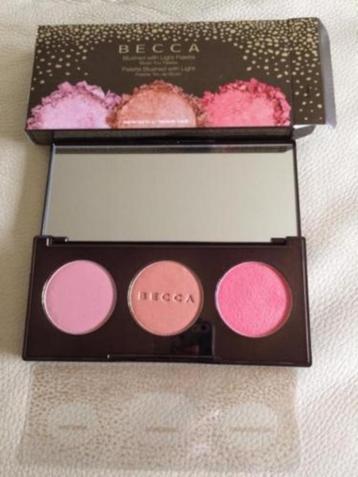 BECCA Blushed with Light palette- Limited Edition! Nieuw! beschikbaar voor biedingen