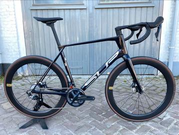 Superior X-ROAD Team Issue Carbon Gravel/Race Mt58/XL beschikbaar voor biedingen