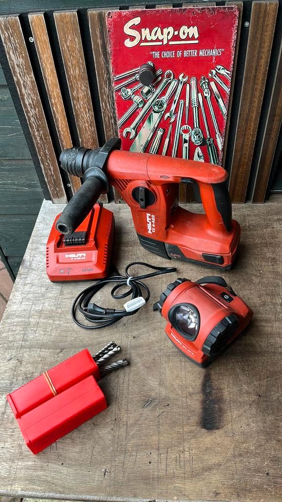 Hilti TE 4-A22 + Hilti SFL 22-A compleet, Doe-het-zelf en Verbouw, Gereedschap | Boormachines, Zo goed als nieuw, Boormachine